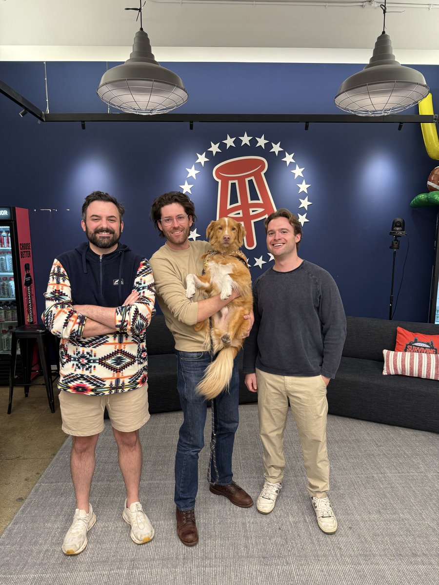 bobgoochman's tweet photo. if you’re looking for a horror movie to kick off your spooky season ‘Good Boy’ is the only choice. big time cosign as a dog and good movie lover (also look for our interview with filmmaker Ben Leonberg and his dog/star Indy coming up on @ProjBigScreen) https://t.co/3SdLbhWXyn