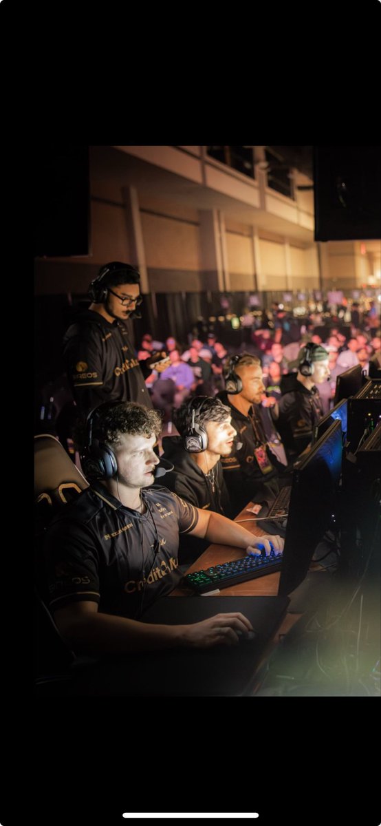 ShieldGraphisme's tweet image. Bravo l’équipe @Majin_club pour cette compétition @HCS .
Ça passe pas loin ! Vous nous avez fait vibrés ! 
Hâte de vous voir aux worlds 🙏