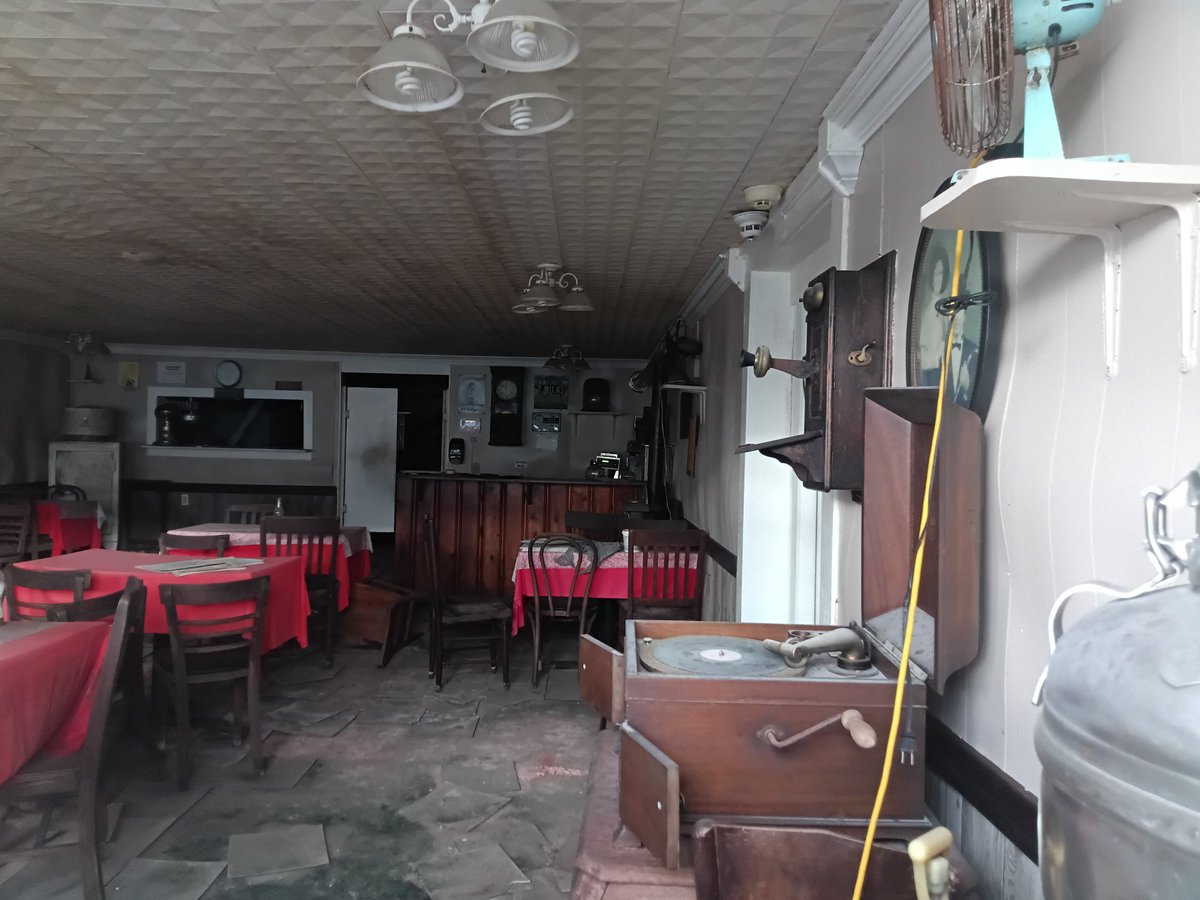 Busy Bee Cafe, Defuniak Springs, FL. This place looked so cozy.