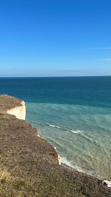 The beauty of nature always amazes me 🌊In today's capture😇