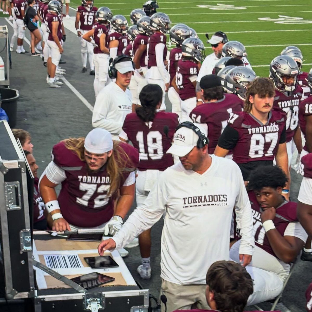 Them “City Boys” business as usual <a href="/alcoafootball/">Alcoa Football</a> <a href="/AlcoaLine/">Alcoa Offensive Line</a> <a href="/FightingScot61/">Brian Gossett</a> <a href="/briannixalcoa/">brian nix</a> possibly the best Alcoa team to ever suit up in my humble opinion.