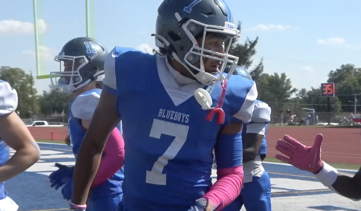 Blueboys Blow Out Vikings In Shutout Victory On Homecoming  channel1450.com/2025/10/04/blu…