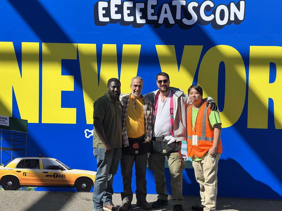 NYC District Council of Carpenters (@carpentersnyc) on Twitter photo Kicking off the weekend at Day 1 of #EEEEEATSCON! Thanks to our Council Representatives, the show was turned union for our members!
Big shoutout to the members who helped make it happen from start to finish! #UnionStrong Kicking off the weekend at Day 1 of #EEEEEATSCON! Thanks to our Council Representatives, the show was turned union for our members!
Big shoutout to the members who helped make it happen from start to finish! #UnionStrong