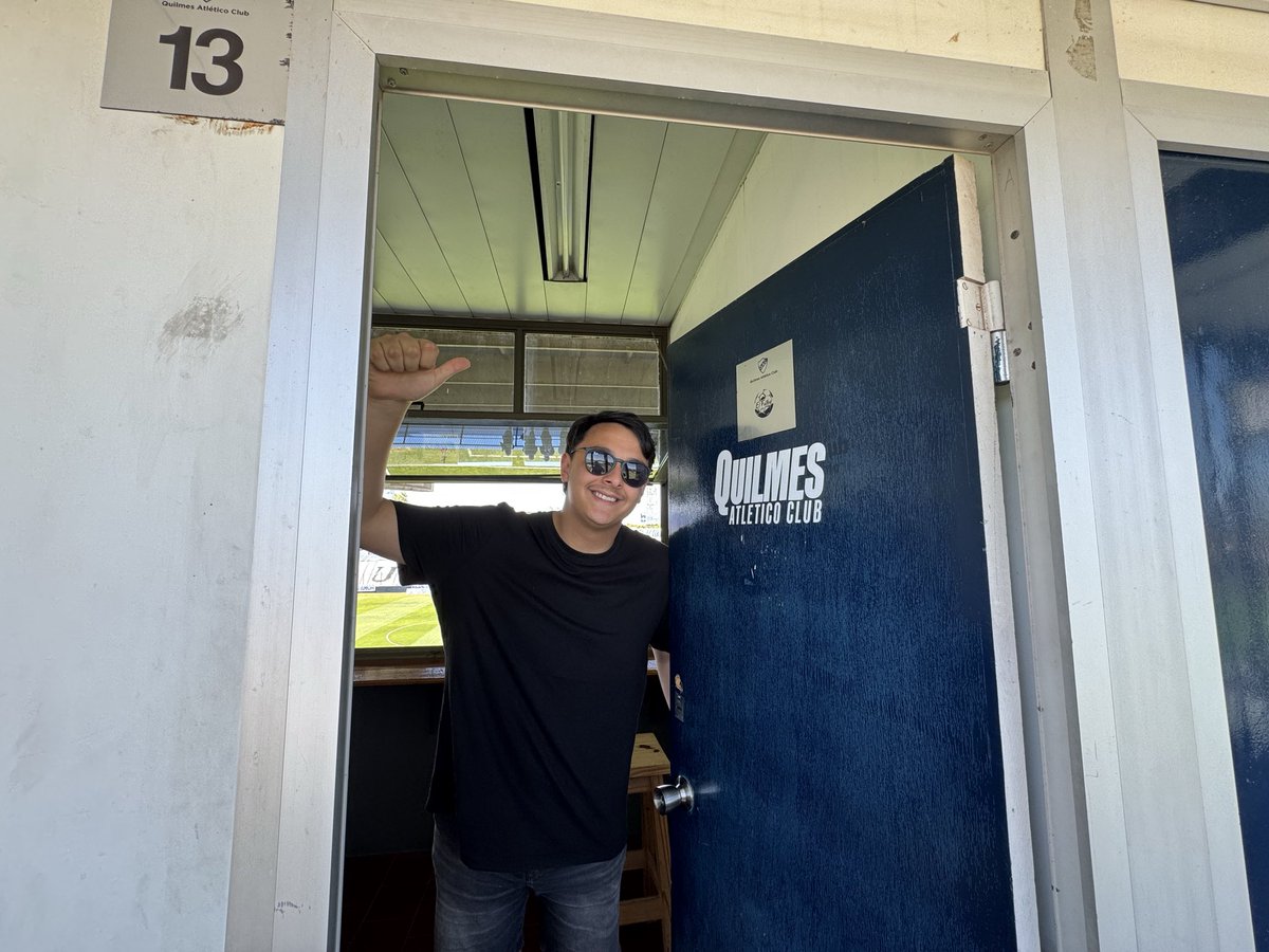 Valen Leocata tweet media