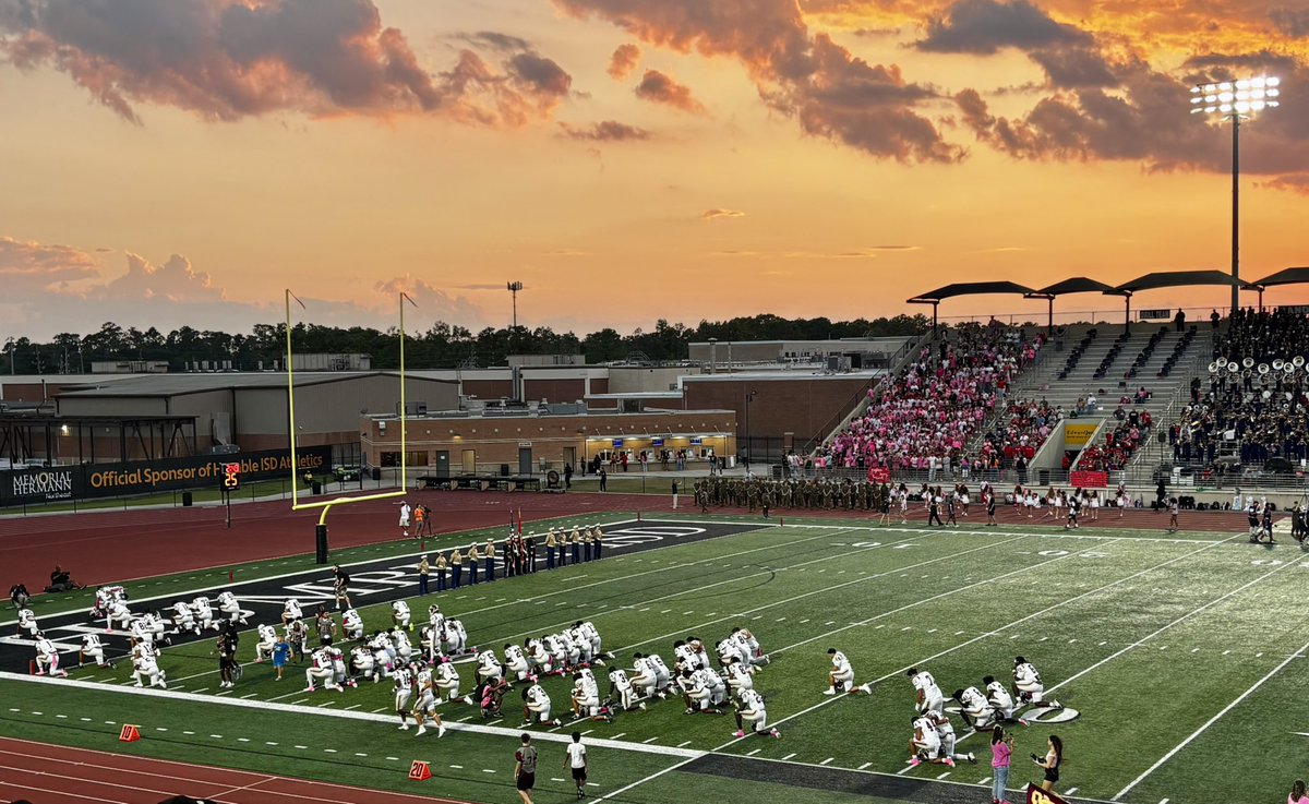 A Great WIN for our <a href="/SC_BulldogFB/">Summer Creek Football</a>  38-35 .  #AllIn  #EyeOnThePrize <a href="/HumbleISD_SCHS/">Summer Creek High</a>