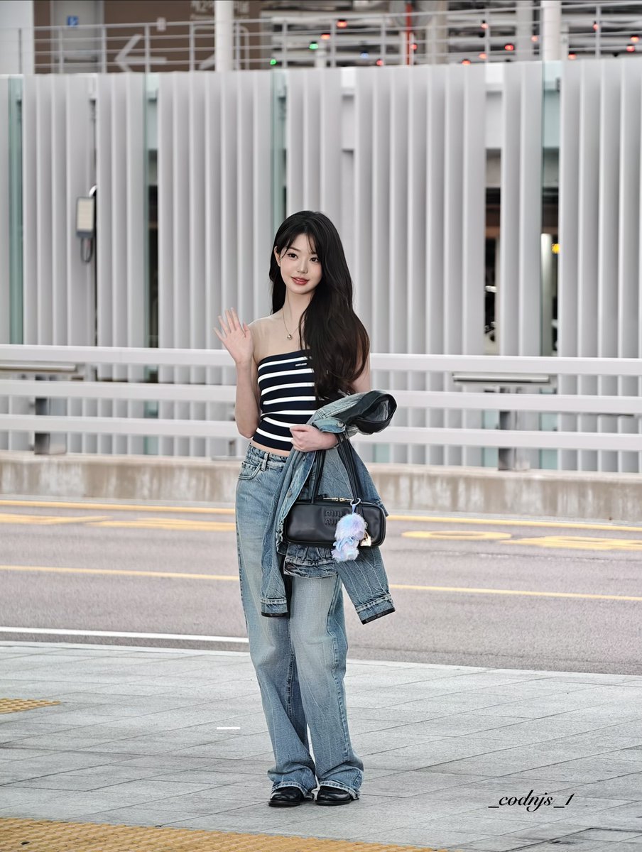 251005 장원영

#장원영 #JANGWONYOUNG
#아이브 #IVE