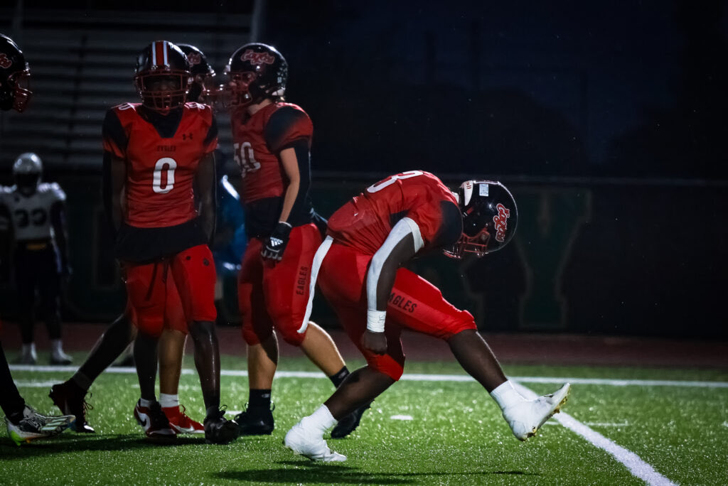 LockedInBK's tweet image. A little bit of my Senior season highlights. Coaches check it out. ILB/HB, can play any position that the team needs me to play. 
hudl.com/v/2SaYXj
@RandolphWilker9 @caydenalula13 @elliottwilkins0 @CoachBaz561 @CoachBee561 @CoachO_PSC @EraPrep @coachrzyczy