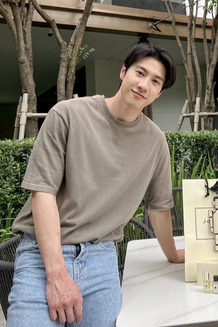 สวัสดี ค่ะ  おはようございます

cr.IG brightrpp

#brightrpp