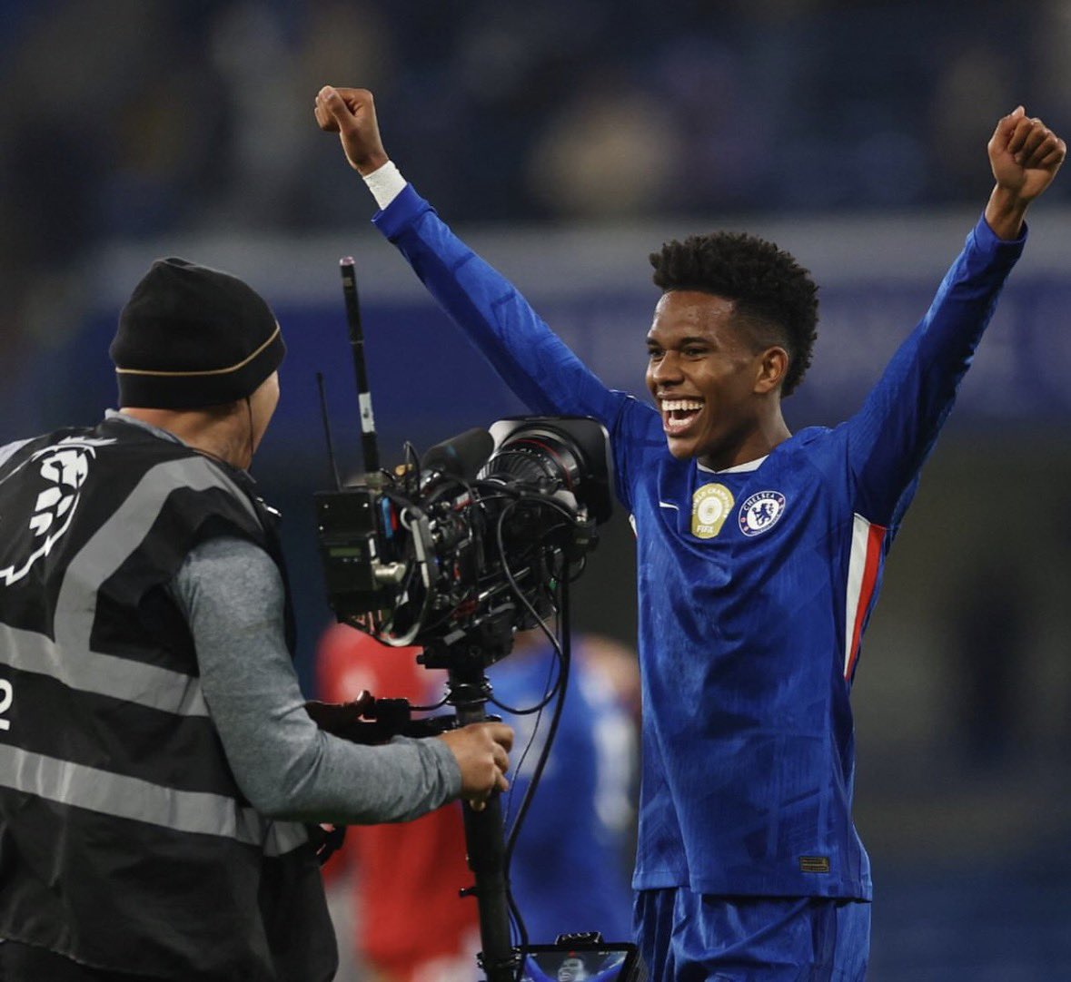 First of all, I want to thank God for everything He's been doing in my life.
I feel truly fulfilled after scoring my first Premier League goal on an incredible night alongside our fans!
It's hard to describe this moment... I'II keep working to improve every day!
First of all, I