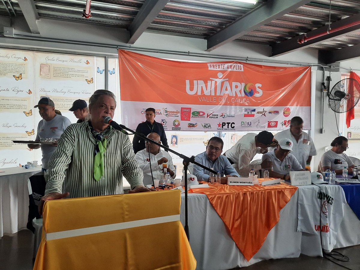UnitariosValle's tweet photo. ¡El Valle del Cauca en unidad!
Con éxito realizamos el lanzamiento de Unitarios en el Valle del Cauca. 
El futuro se llama #FrenteAmplio https://t.co/v9aFQzX4GG