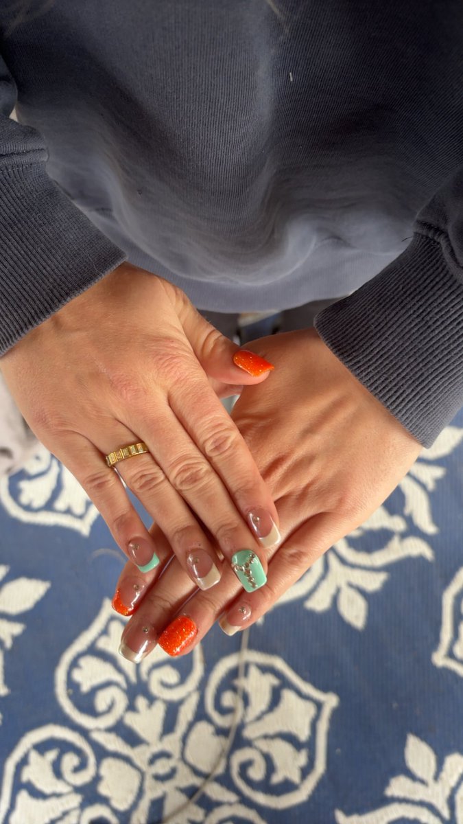 kat3lynn's tweet photo. @taylornation13 thankful for you 🫶🧡 https://t.co/QBTCAgXpga