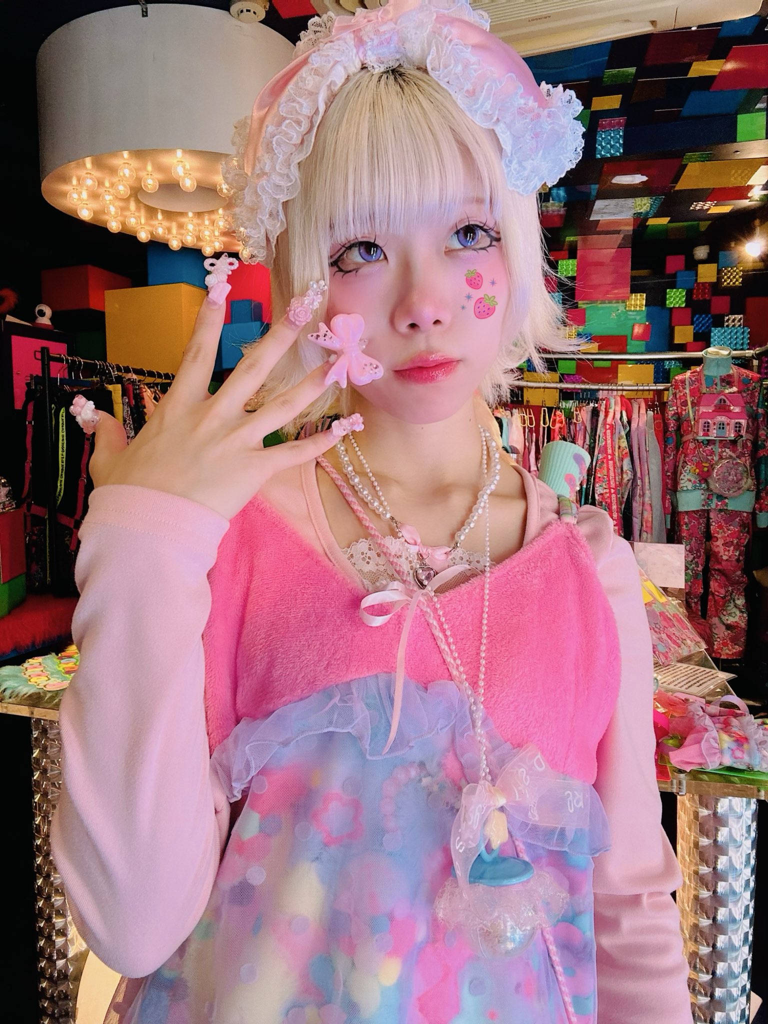 6% DOKIDOKI カラフルライオットパステルワンピ♡原宿系 6% DOKIDOKI カラフルライオットパステルワンピ♡原宿系 - メルカリ