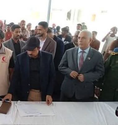 طلعنا نحن ابناء #حضرموت أغبياء وماكنا نقوله لايتعدى الهذيان ومش عارفين ما الذي يحدث في محافظتنا ،، وطلع الفاهم لأمور حضرموت المناضل السياسي المحنك الذكي الفطين يحي غالب الشعيبي.