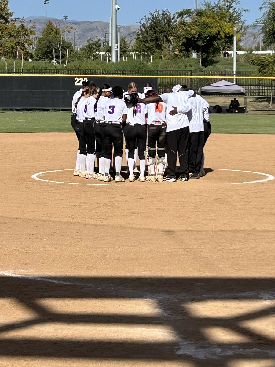 liseramirez2026's tweet photo. First day of PGF Qualifier completed! Unity had a really good showing today! We won  9-1. I pitched 5 innings, with only 3 hits, 3 strike outs and giving up 1 run. Looking forward to continuing tomorrow! https://t.co/O2hBzAP8FO