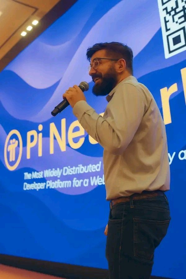 memekukuka's tweet image. Tokens, DEX, AMM &amp;amp; NFT features have been successfully deployed on Pi Testnet! This enables Pioneers—mostly new to blockchain—to learn safely without risking real Pi. Once Mainnet upgrades to V23, these features will also go live for real Pi 🔥  #PiNetwork
#PiTestnet
#Web3
#PiGCV