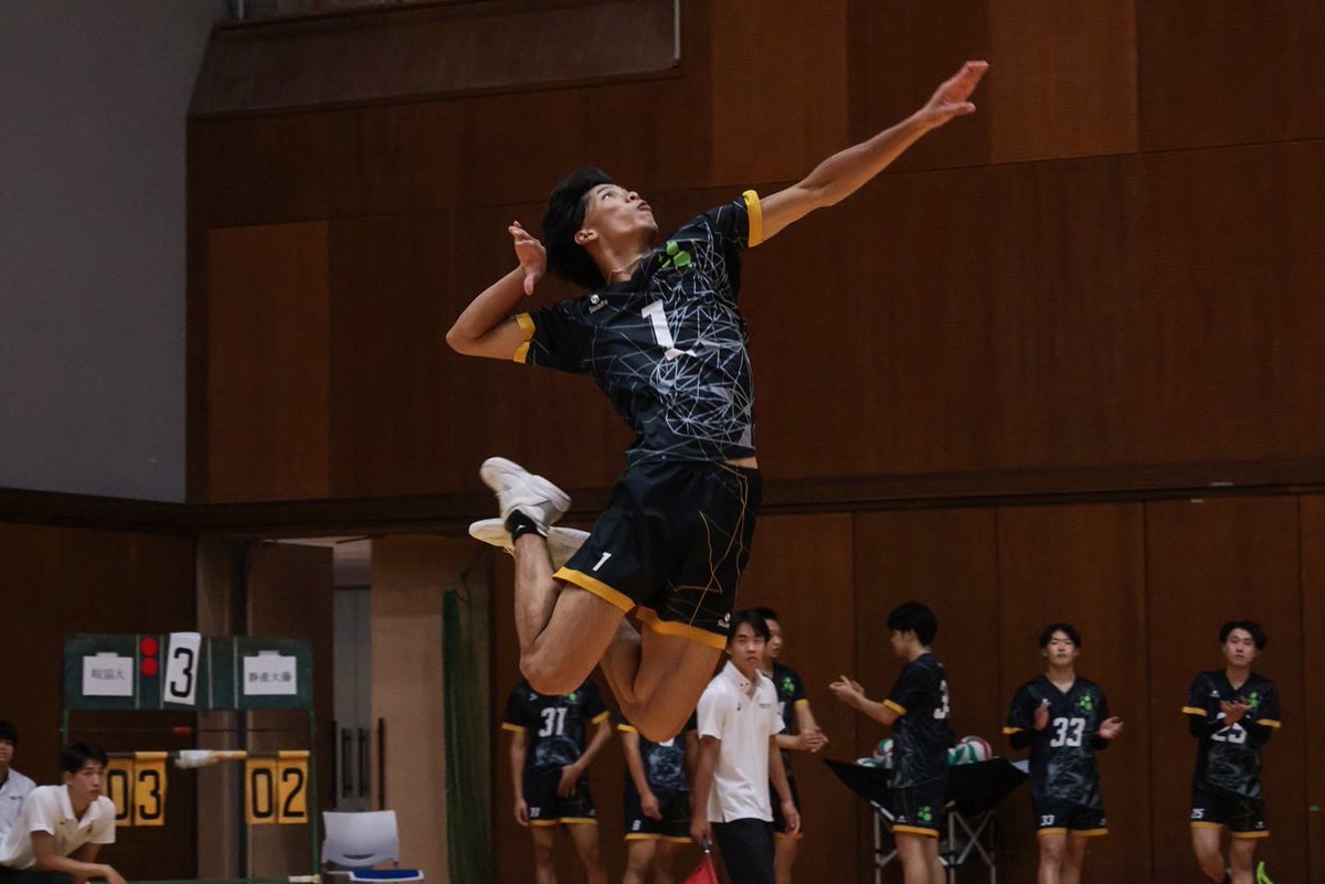 岐阜協立大学　男子バレーボール部　ピステ　練習着　バレーボール　バレー 岐阜協立大学 男子バレーボール部 ピステ 練習着 バレーボール