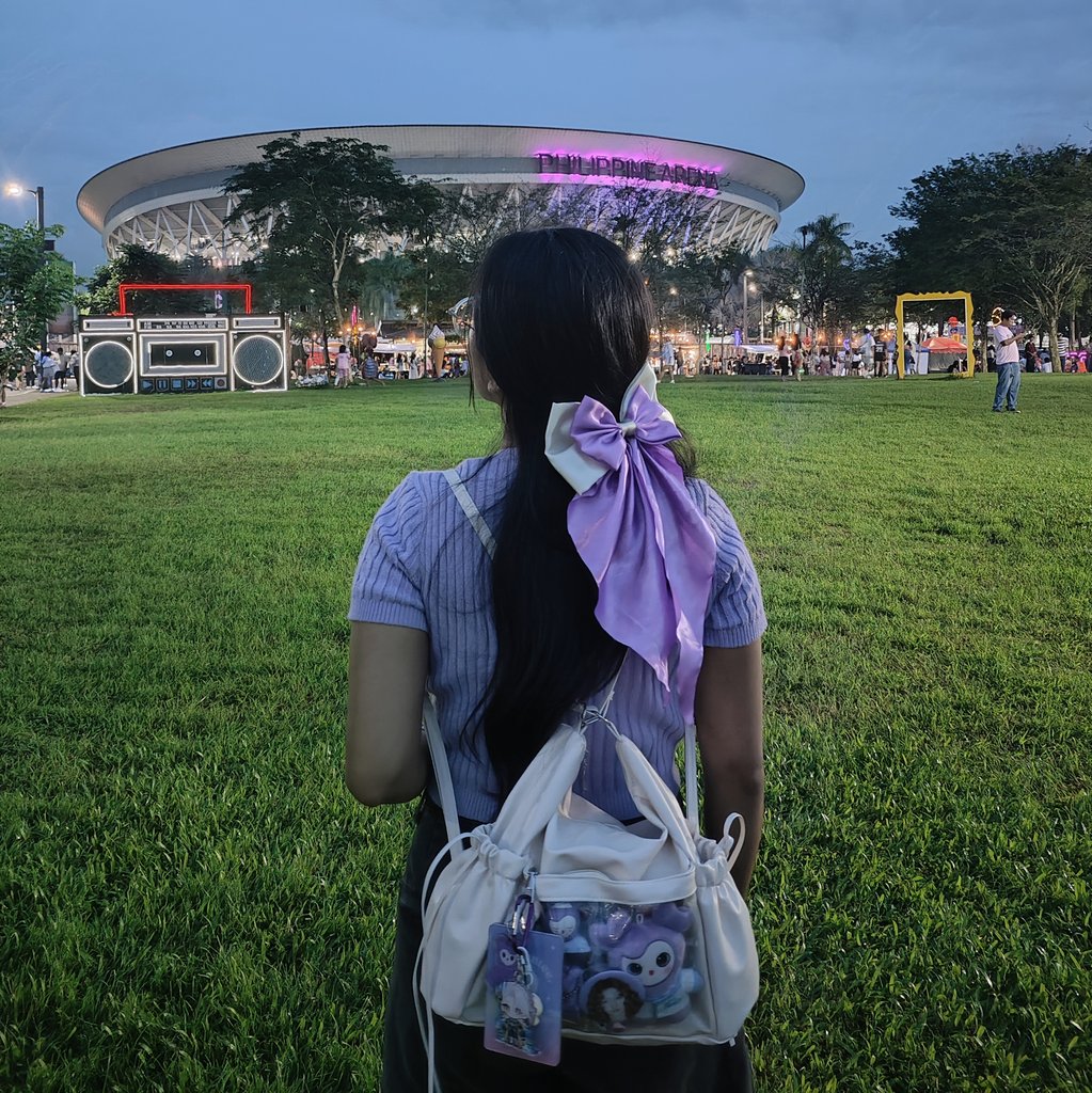 cheeshakimbap's tweet photo. Thank you so much sa lahat ng nagpamigay at nakatrade namin ng ate ko yesterday. I was really hesitant mag team labas, but it was fun! 💜 https://t.co/BFHSrUFs5r