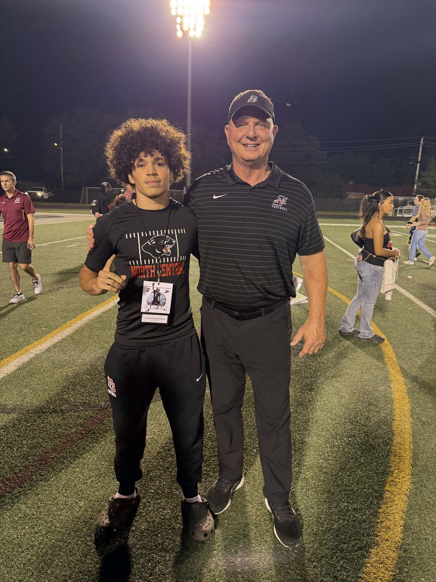 Had a great game day visit today at Uindy! <a href="/COACHCOFFER/">COACH COLLIN COFFER</a> <a href="/CoachCJasper/">Colin Jasper</a> <a href="/KeeversChris/">Chris Keevers</a> <a href="/jeffbowens9/">Jeff Bowens</a> <a href="/coachburke89/">Robert Burke</a> <a href="/PrepRedzoneIN/">Prep Redzone Indiana</a>