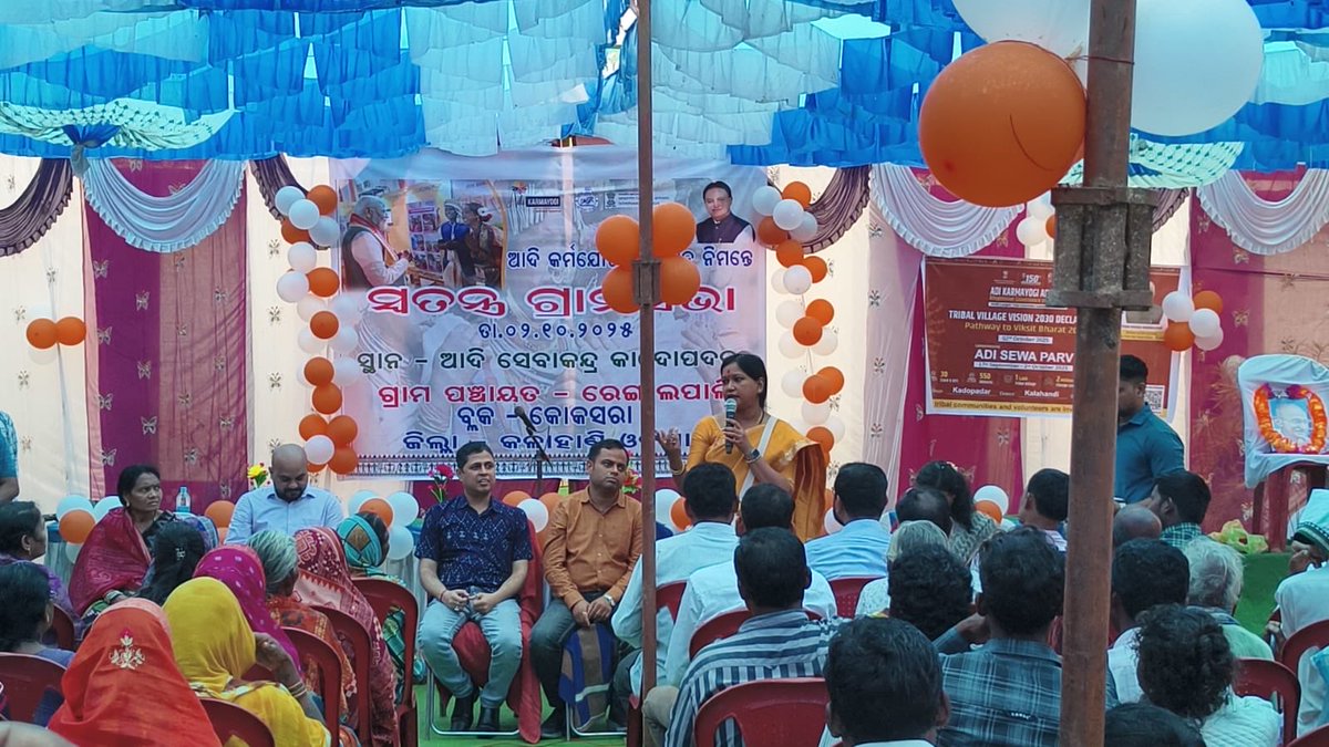 varnalideka's tweet image. 1/3 It has been a privilege to engage with India’s diverse tribal communities.  Of all my job profiles, Grassroots work continues to excite me the most. As State Prabhari for Odisha, I’m fortunate to travel to remote tribal regions across the Eastern Ghats &amp;amp; Reserve Forests.
#AKA