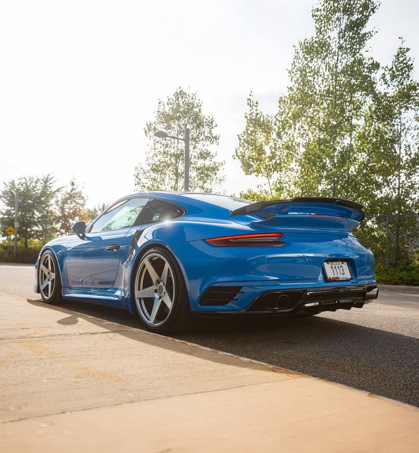Jordan92338366's tweet photo. 991.2 Turbo S in PTS Voo Doo Blue 🥶 https://t.co/PEwNiSdwcf