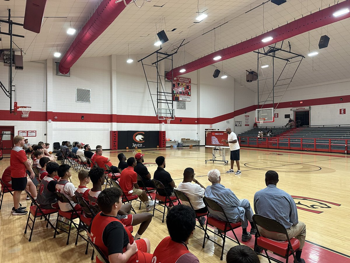 Ethan Bowman tweet media