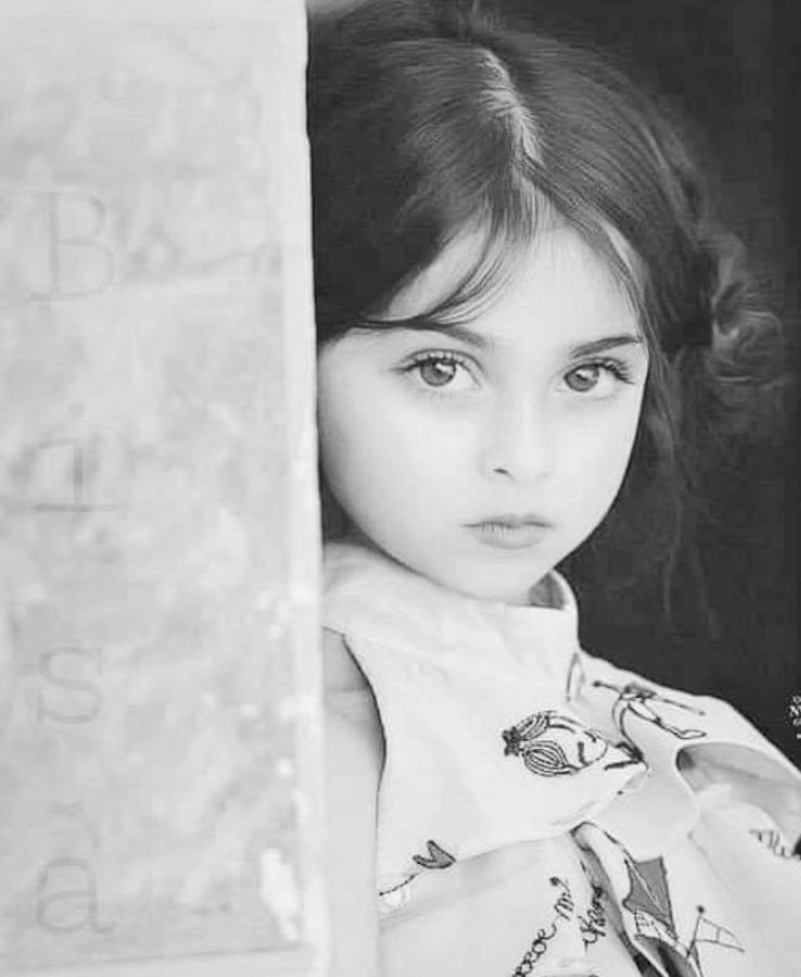 فِي مَرحَلَةٍ مَا ..
لَا نَغضَبُ وَلَا نَلُومُ ..
نَكتَفِي بِأَن نَقُولَ: كَفَى ..

 #بوح_جمال #بوح
 #بوحي #صباح_الخير