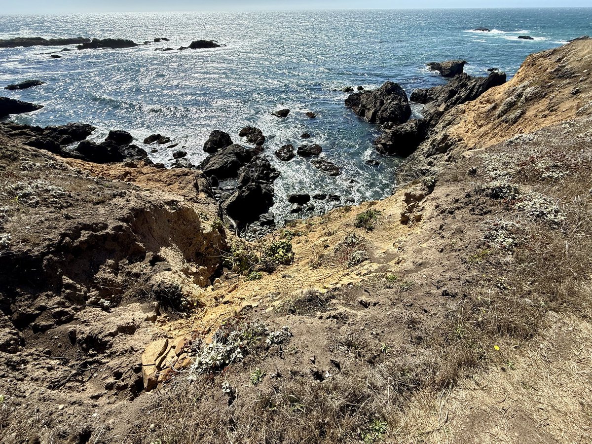 HarmeetKDhillon's tweet image. Visited my favorite place this weekend and hiked over 8 miles today… missing CA but serving our country is so worth it!