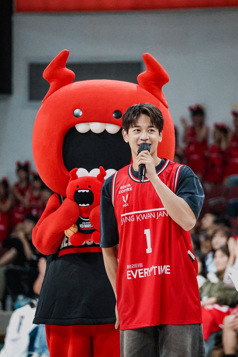 2025.10.04 시투
#샤이니 #민호