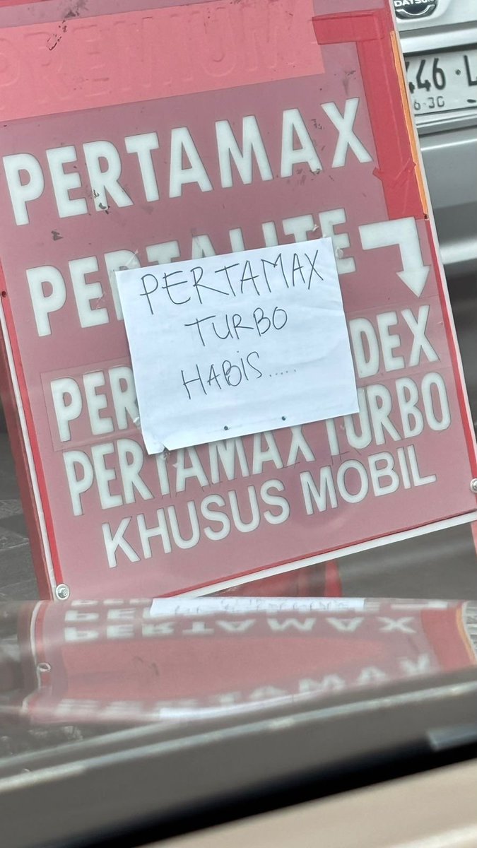 raradp_'s tweet photo. Nah ini udah spbu ke tiga yang didatengin dan sama turbo habiss heeww opoo ikiii https://t.co/5lvJiC8wCA