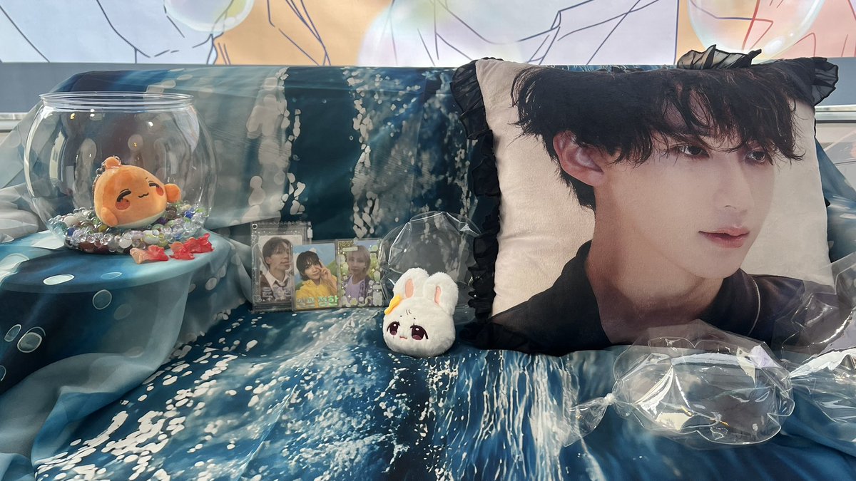 jjong_gyul_17's tweet photo. 너무 기여운 쫑붕어 

#drowning_into_jeonghan https://t.co/XemE6JHlQb