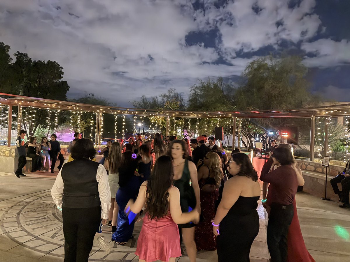 maribelruiz2015's tweet image. A perfect night in the Quad celebrating Austin 2025 Homecoming, filled with elegance, laughter, and legacy. 
#PanthersLevelUp @MartyTeran915 @bpallare @SamuelMari67458 @SarahVenegasEdD @mpazepzona