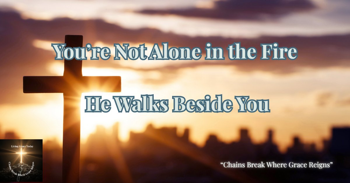 livinggraceart's tweet image. Jesus didn’t quit when life got hard, He endured betrayal, rejection, and the cross out of love for you.
Whatever you’re walking through today, He’s walking in it with you.
You’re not alone. 🌹
Read now: shorturl.at/E9MxU
#FaithInHardTimes #EndureLikeJesus #HopeInChrist