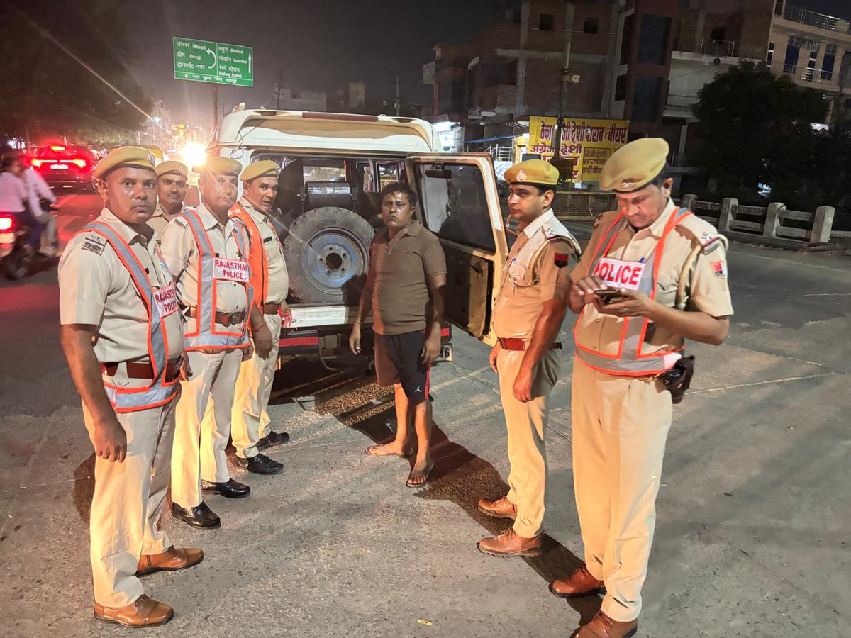 कांस्टेबल दिन–रात सेवा में तत्पर, पर पदोन्नति लाभ से वंचित!
मुख्यमंत्री जी, दीपावली पर राज पुलिस कानि को प्रथम ACP 3600 GP देने की घोषणा हो।
#राजस्थान_पुलिस <a href="/BhajanlalBjp/">Bhajanlal Sharma</a>
<a href="/DrKirodilalBJP/">Dr. Kirodi Lal Meena</a>