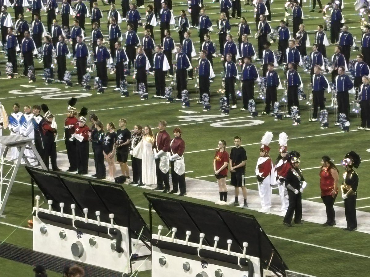 Discoverer Band tweet media