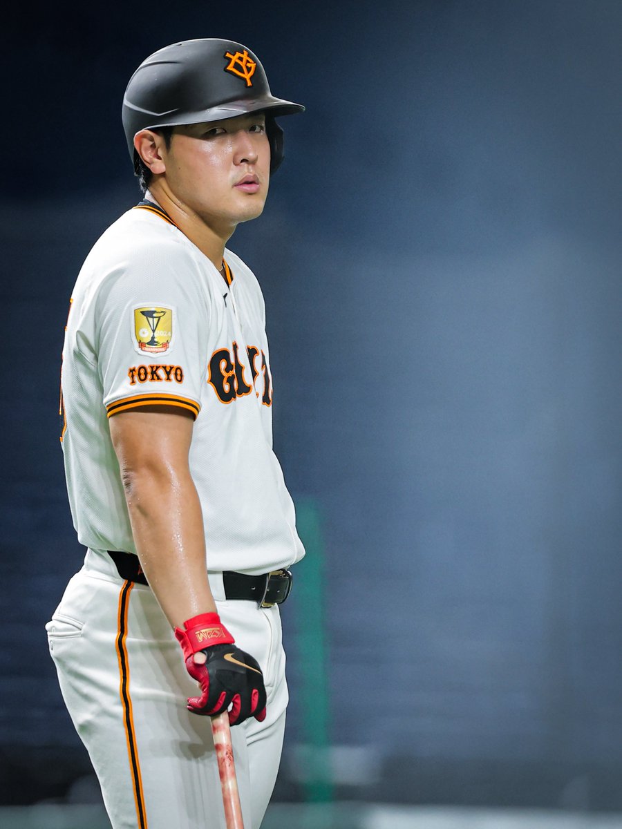 tkphoto1234's tweet image. #巨人 
10/5 #東京ドーム 
#岡本和真