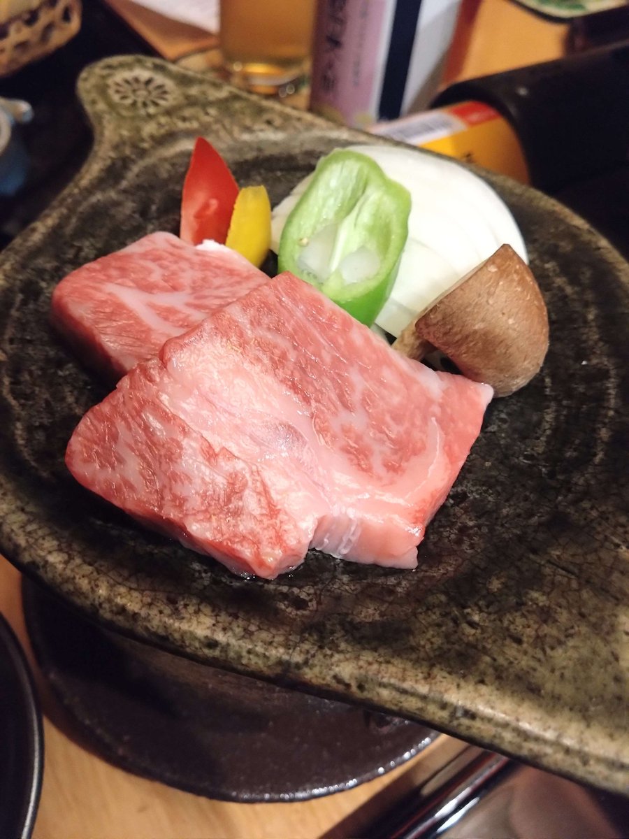 raxa0394sr's tweet photo. @pretty_tarte せっかく東京来たならマクドナルドに行くといい。
あのお店はそこでしか味わえないものを提供してくれる。是非参考にしておくれ https://t.co/eyf0Zu2vst