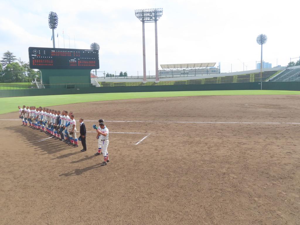 kazo_city_'s tweet image. 秋季埼玉県高等学校野球大会
県営大宮球場 決勝
試合終了 
花咲徳栄3-2浦和学院

花咲徳栄 2年ぶり8度目🏆️
優勝🥇おめでとうございます🎉
浦和学院 準優勝🥈お疲れ様でした
素晴らしいチームでした！