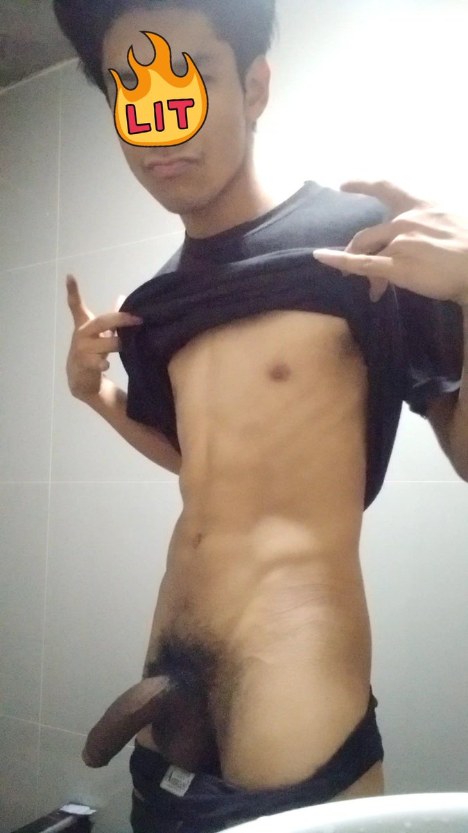 Rovlie X tweet media