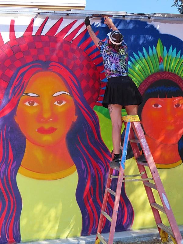 New art being created at Healy-Murphy Park on Nolan Street near downtown San Antonio.
joe210.com/new-art-at-hea…