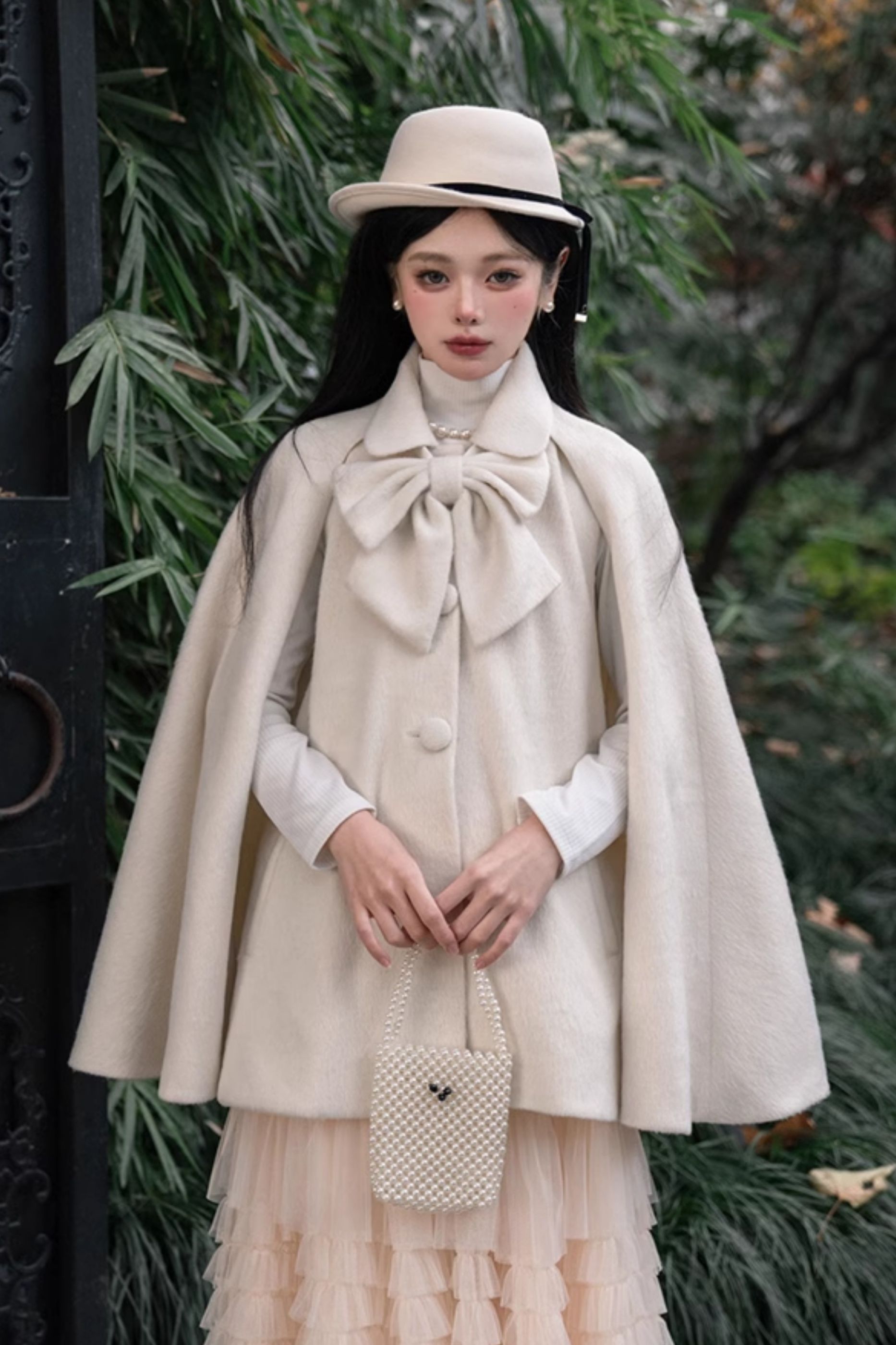 ピンクハウス リボン使い ウール混合 ケープコート ベージュ❁⃘*.゜ ピンクハウス リボン使い ウール混合 ケープコート ベージュ❁⃘*.゜