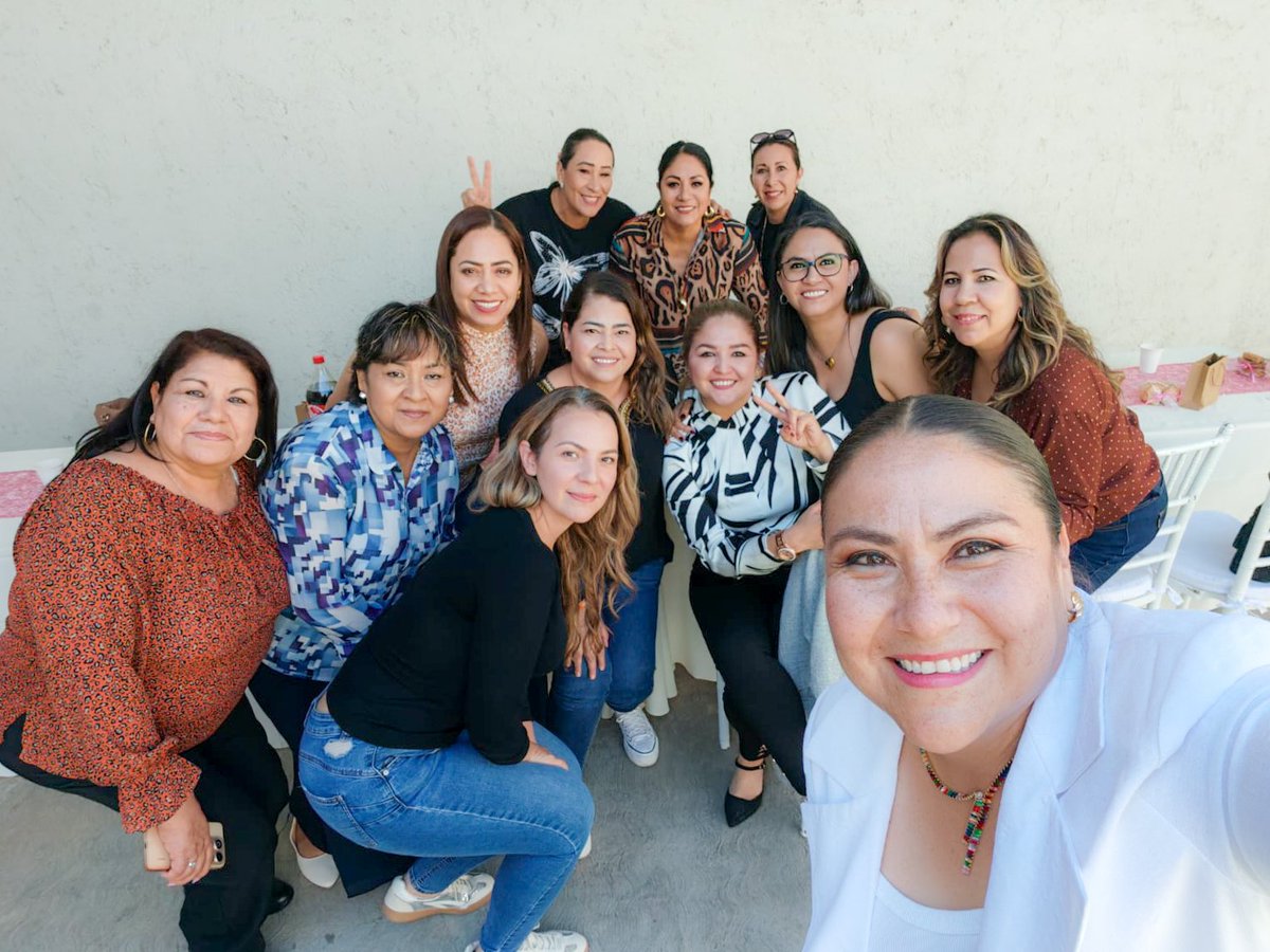 Hoy quiero reconocer el gran trabajo de mujeres que además tengo la fortuna de llamar amigas. 💖

Gracias por su entrega, su ejemplo y por tantos momentos compartidos.

Ojalá la vida nos siga regalando muchos años más de amistad, risas y caminos recorridos juntas. ✨
