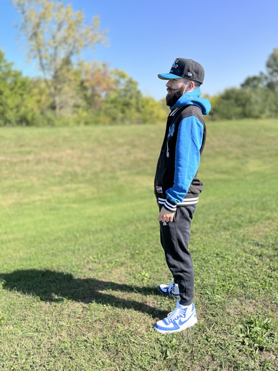 DatDudeCory's tweet image. ⚫️🔵