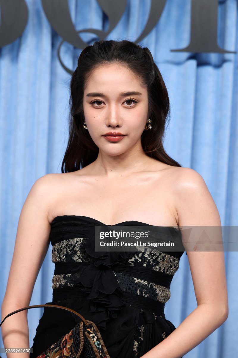 FreenBecky USA Official 🇺🇸 (@officialfbus) on Twitter photo FreenBecky: the first GL Couple to be invited to be members of the BOF 500 👏🏼👏🏼👏🏼🤍
SAROCHA REBECCA AT BOF500GALA
#FreenBeckyBoFClassof2025
#FreenIsBoFClassof2025
#BeckyIsBoFClassof2025
#BoF500 FreenBecky: the first GL Couple to be invited to be members of the BOF 500 👏🏼👏🏼👏🏼🤍
SAROCHA REBECCA AT BOF500GALA
#FreenBeckyBoFClassof2025
#FreenIsBoFClassof2025
#BeckyIsBoFClassof2025
#BoF500