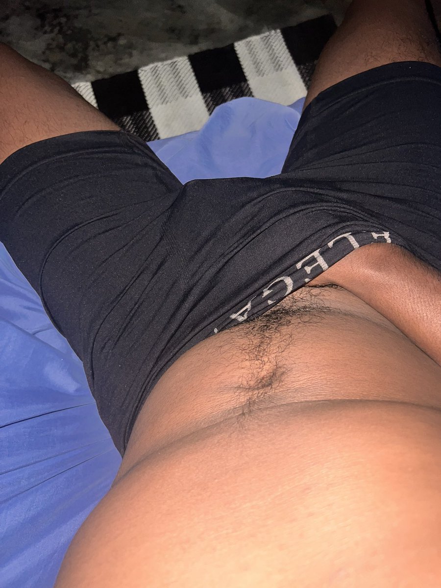 Negritoact's tweet photo. Gordito🤤#chudaiHot #heterovergón @HnHeteros @vierja1212 @Roberto13457359 https://t.co/jDIN0vhwqZ