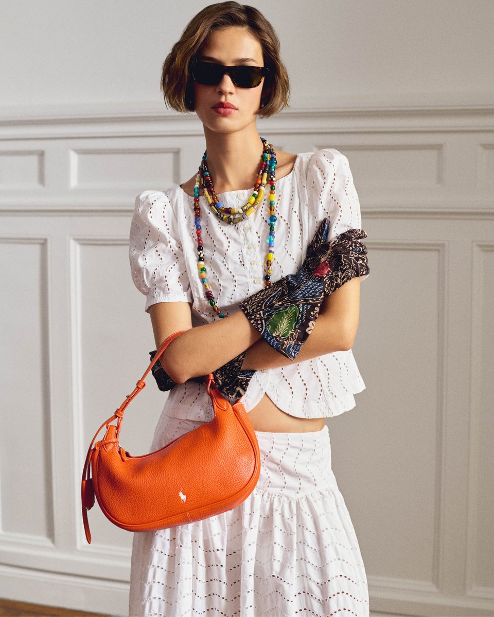 RalphLauren's tweet image. Introducing the women’s Polo Spring/Summer 2026 collection.

Rich textures and bold colors are effortlessly layered in #PoloRLStyle for #ParisFashionWeek.

#PFW