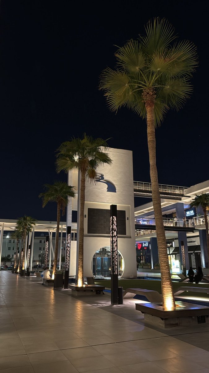 roqi21's tweet image. 