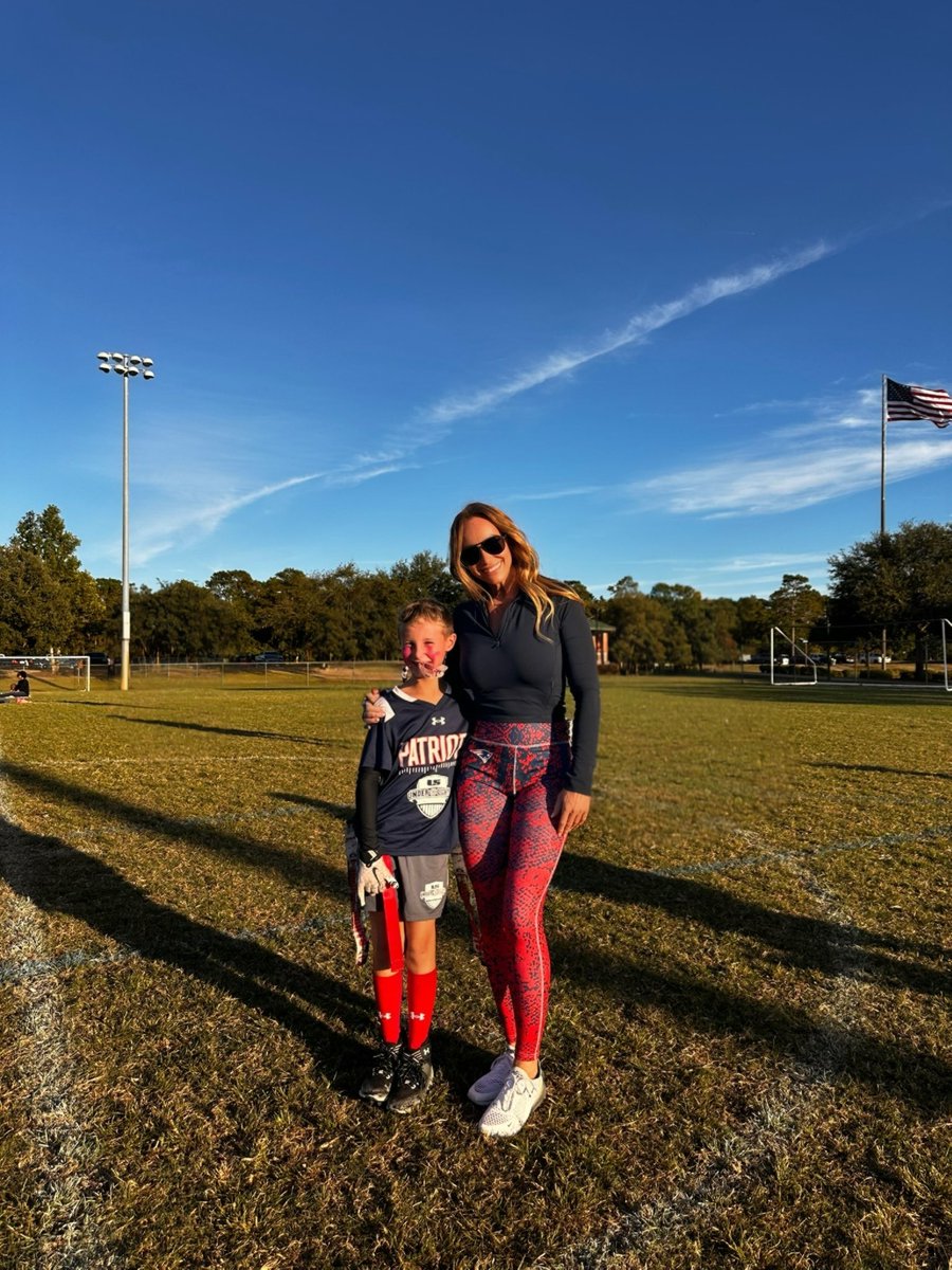 NinaArmata's tweet photo. So proud of my Lil’ Patriot! Crushed them! 🏈 https://t.co/p4MgpkD3zA