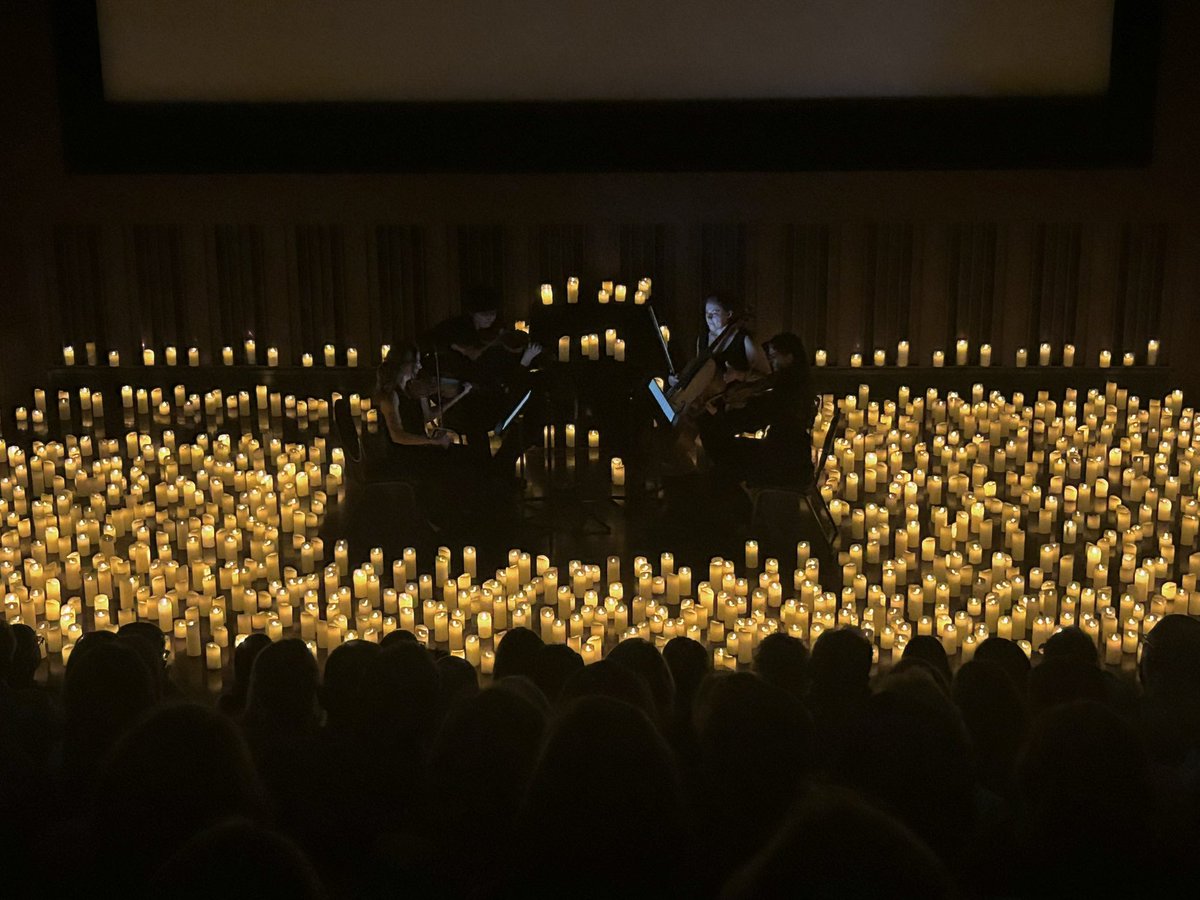 storiedhome's tweet image. Much better! This was so beautiful!!!!