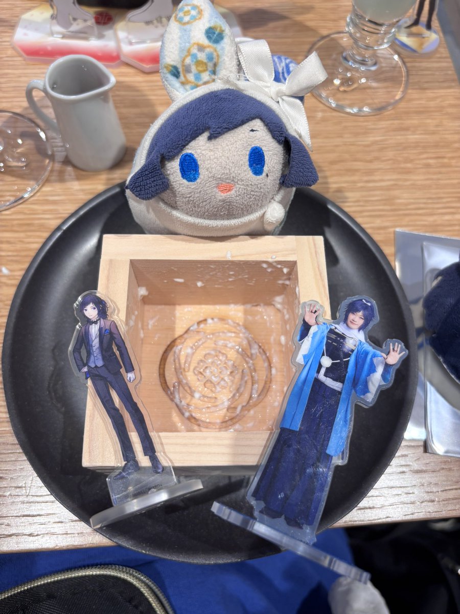 【譲渡】刀剣乱舞 刀ミュ 十周年記念 乱舞博覧会  博覧会 後期　チケット 
譲　定価（手数料なども合わせて）
求　11月15日&gt;16日　2枚
お支払い番号でお譲りで探しております。大変難しいかと思いますがお心当たりありましたらお気軽にお声掛け下さい。
宜しくお願いします。
