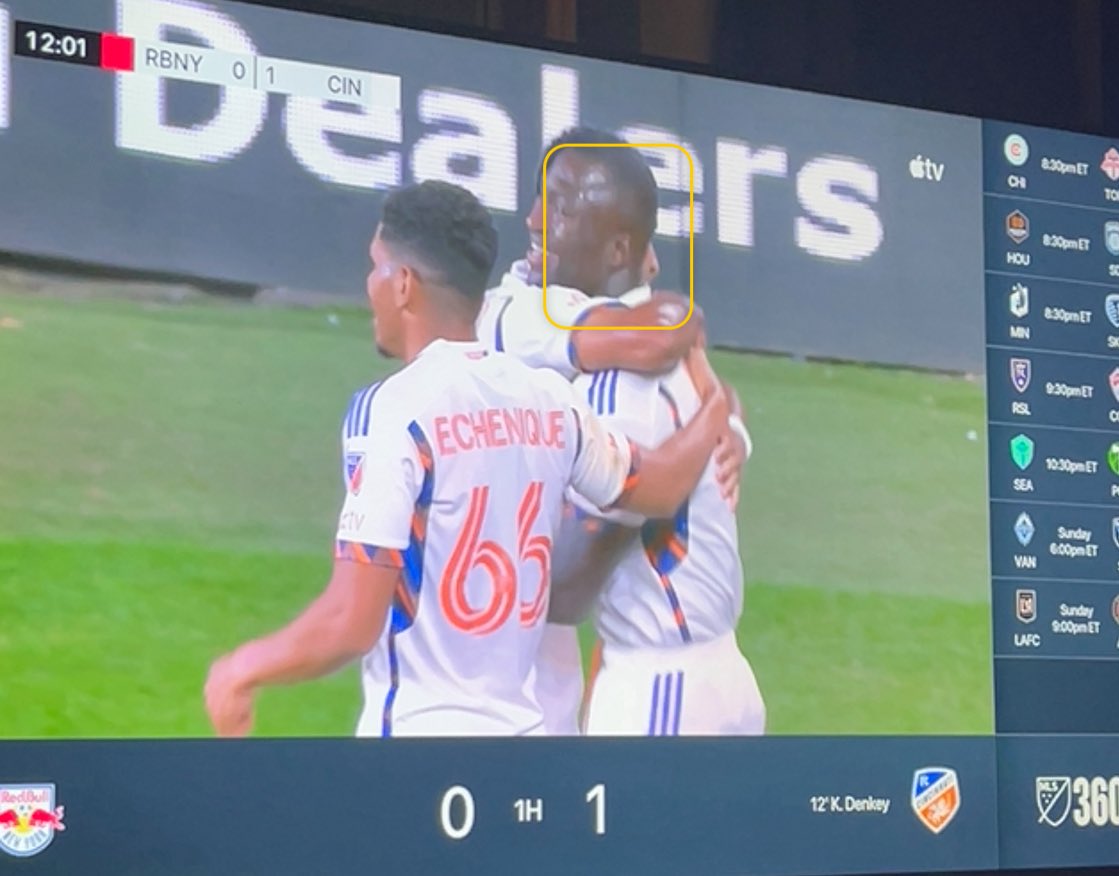 pandaofbears's tweet image. Gotta love Denkey resisting the urge to take his kit off for his goal celly lol and tucking it in lol 🫶🏼 reminded me of Ray Ray @KevinDenkey9 #allforcincy #kd #mls #fccincy #goal
